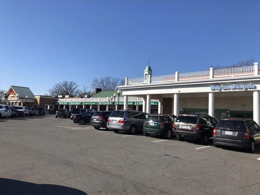 Arlington Forest Shopping Center 48014831 1st Street N, Arlington